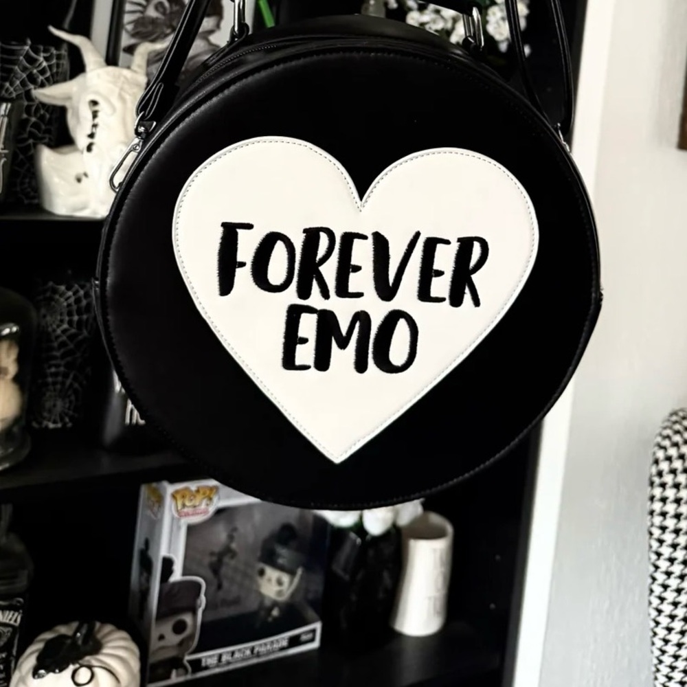 Forever Emo Circle Convertible Bag - Black (NWT)